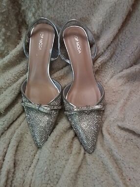 TOP Moda Silver Pointed Slingback Mules with Bow Accent